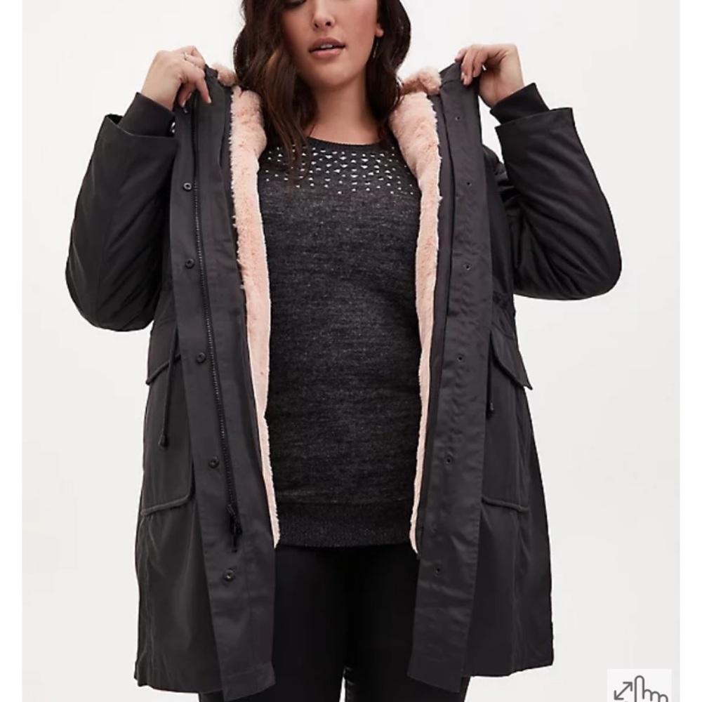 TORRID 3-IN-1 PARKA - TWILL DARK GREY AND PINK SZ 1